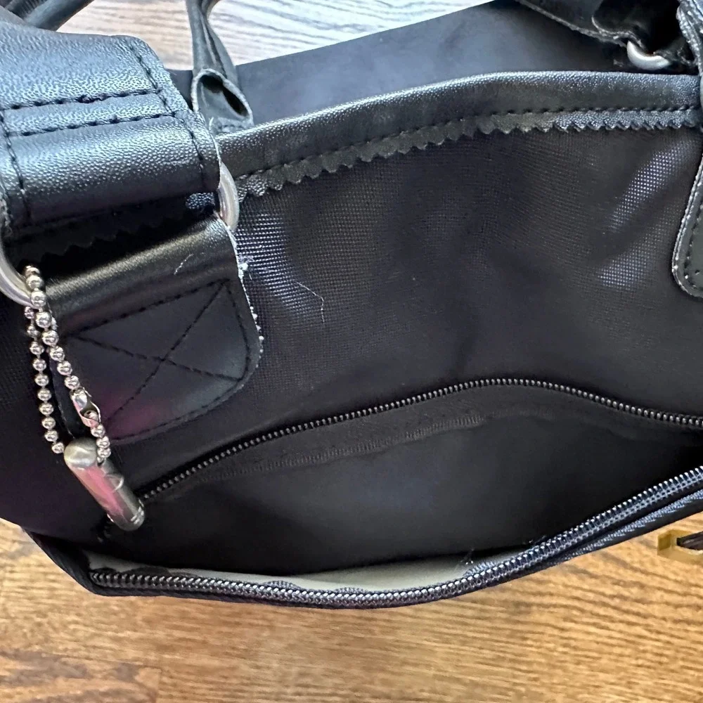 Deadstock Nike Tote Bag OS Black Solid Women's Y2K Sporty Techwear Athleisure